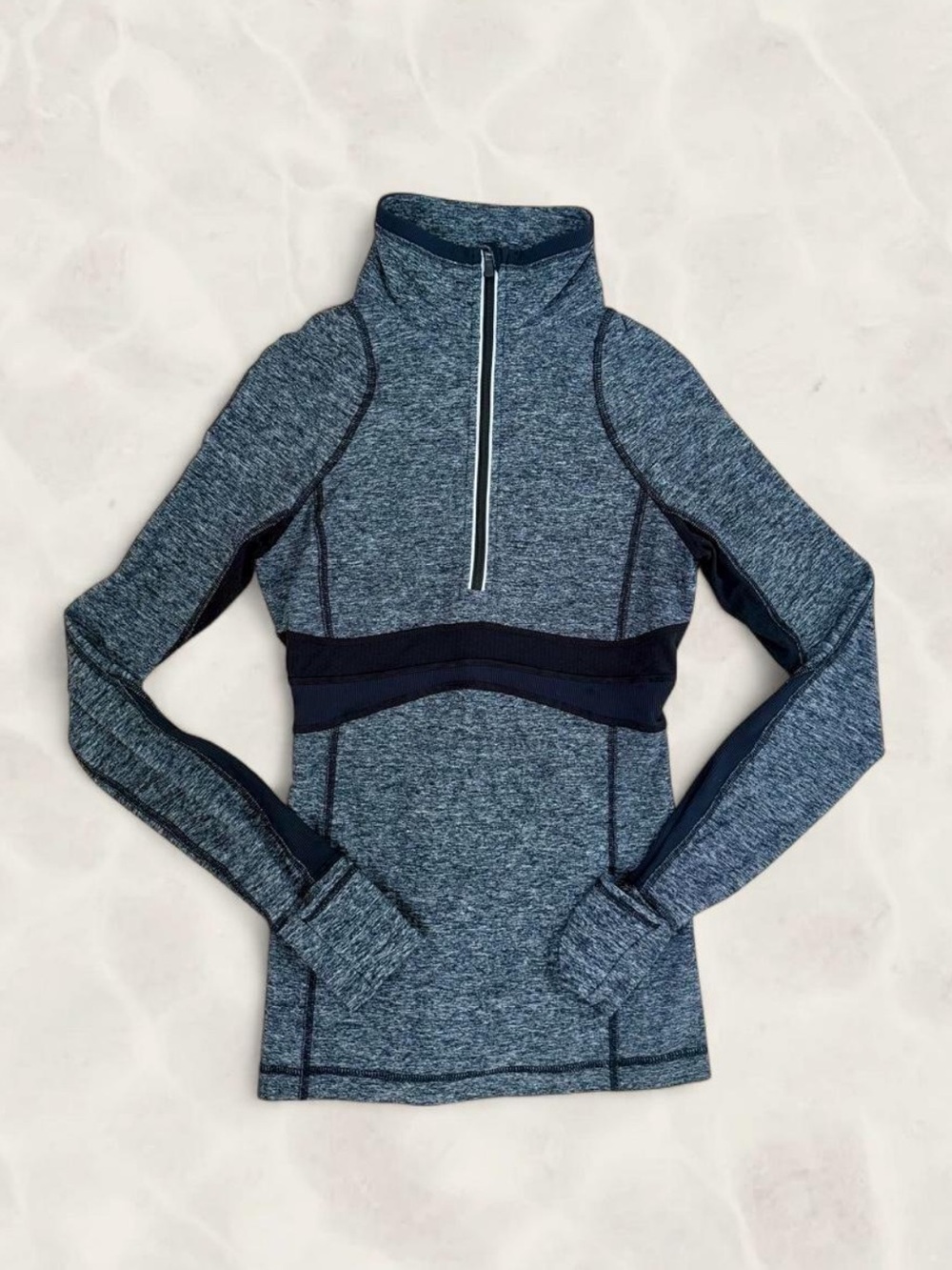 Lululemon Full Tilt Half Zip Like New Condition Size 2